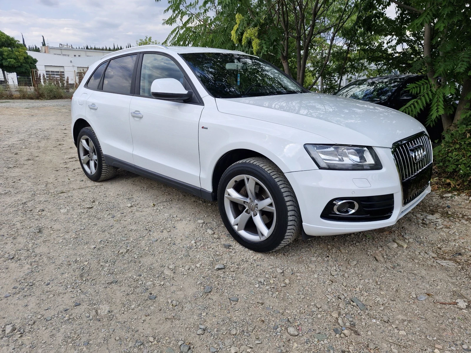 Audi Q5 2.0 тди 177к.с - изображение 2