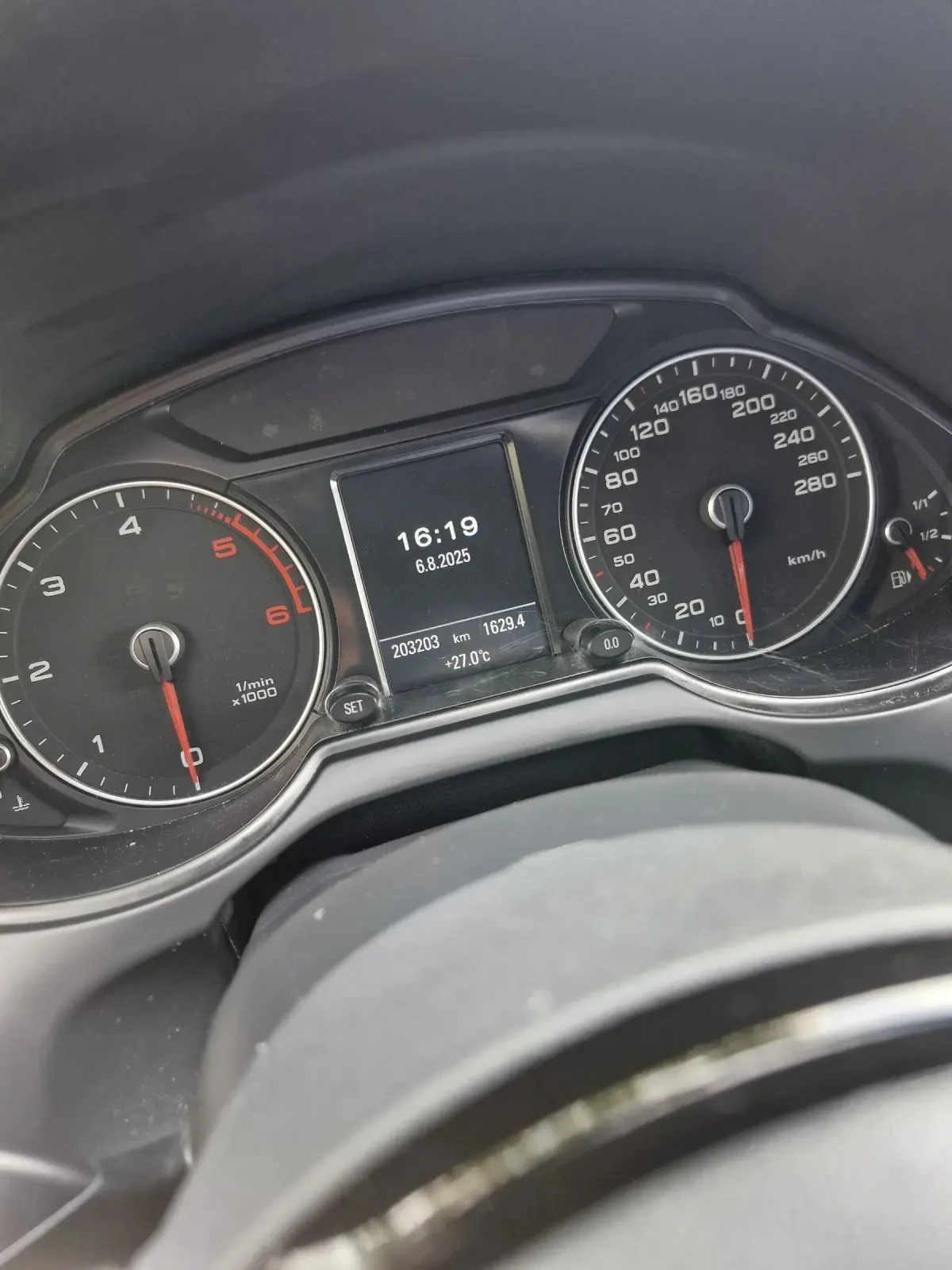 Audi Q5 2.0 тди 177к.с - изображение 8