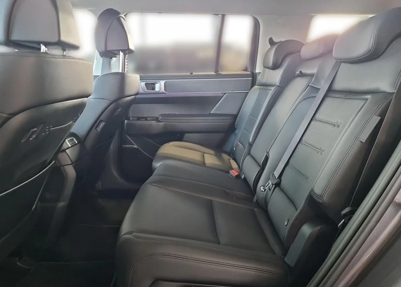 Hyundai Santa fe 7местен 4х4 Hybrid Signature 253 кс - изображение 10
