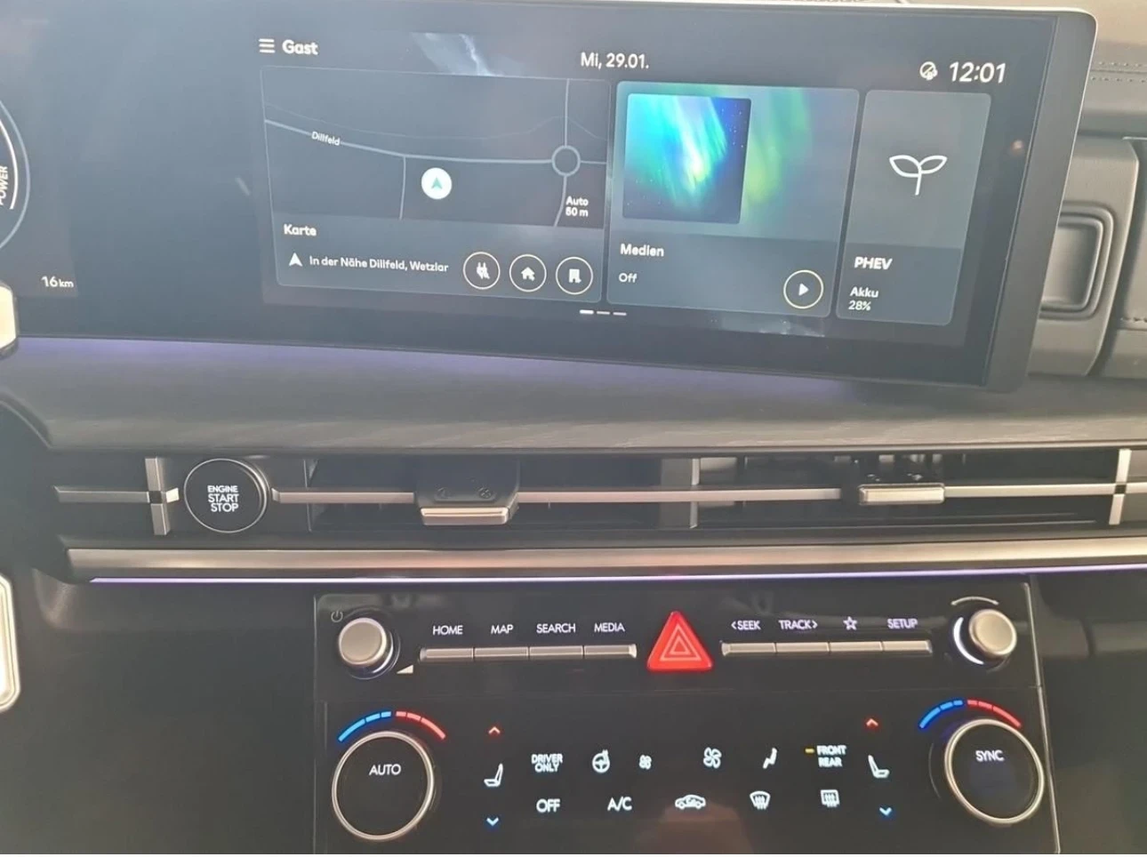Hyundai Santa fe 7местен 4х4 Hybrid Signature 253 кс - изображение 8