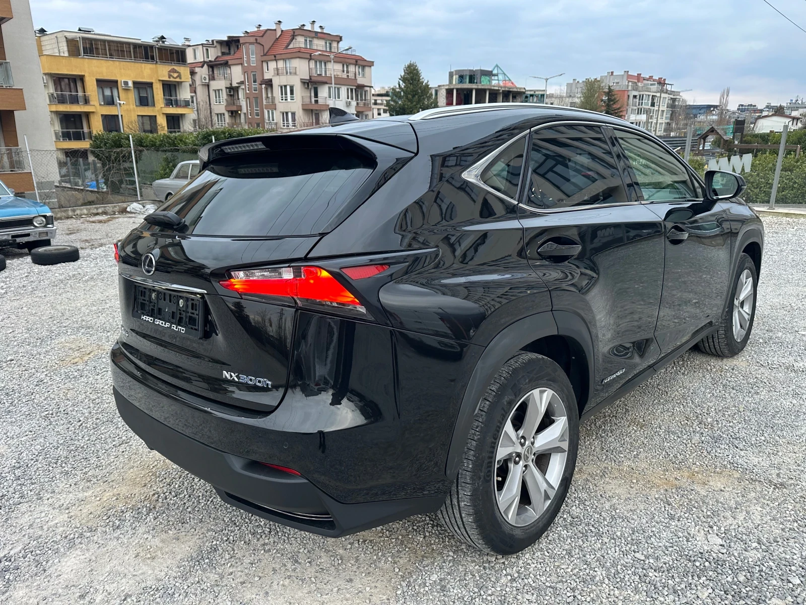 Lexus NX 300h ШВЕЙЦАРИЯ 89000хил  EXCELLENCE, снимка 5 - Автомобили и джипове - 53954552