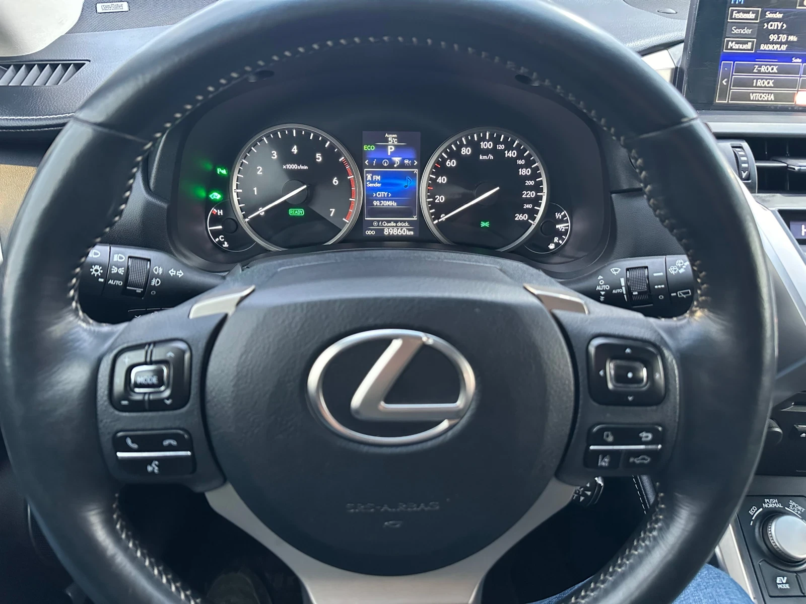 Lexus NX 300h ШВЕЙЦАРИЯ 89000хил  EXCELLENCE, снимка 9 - Автомобили и джипове - 53954552
