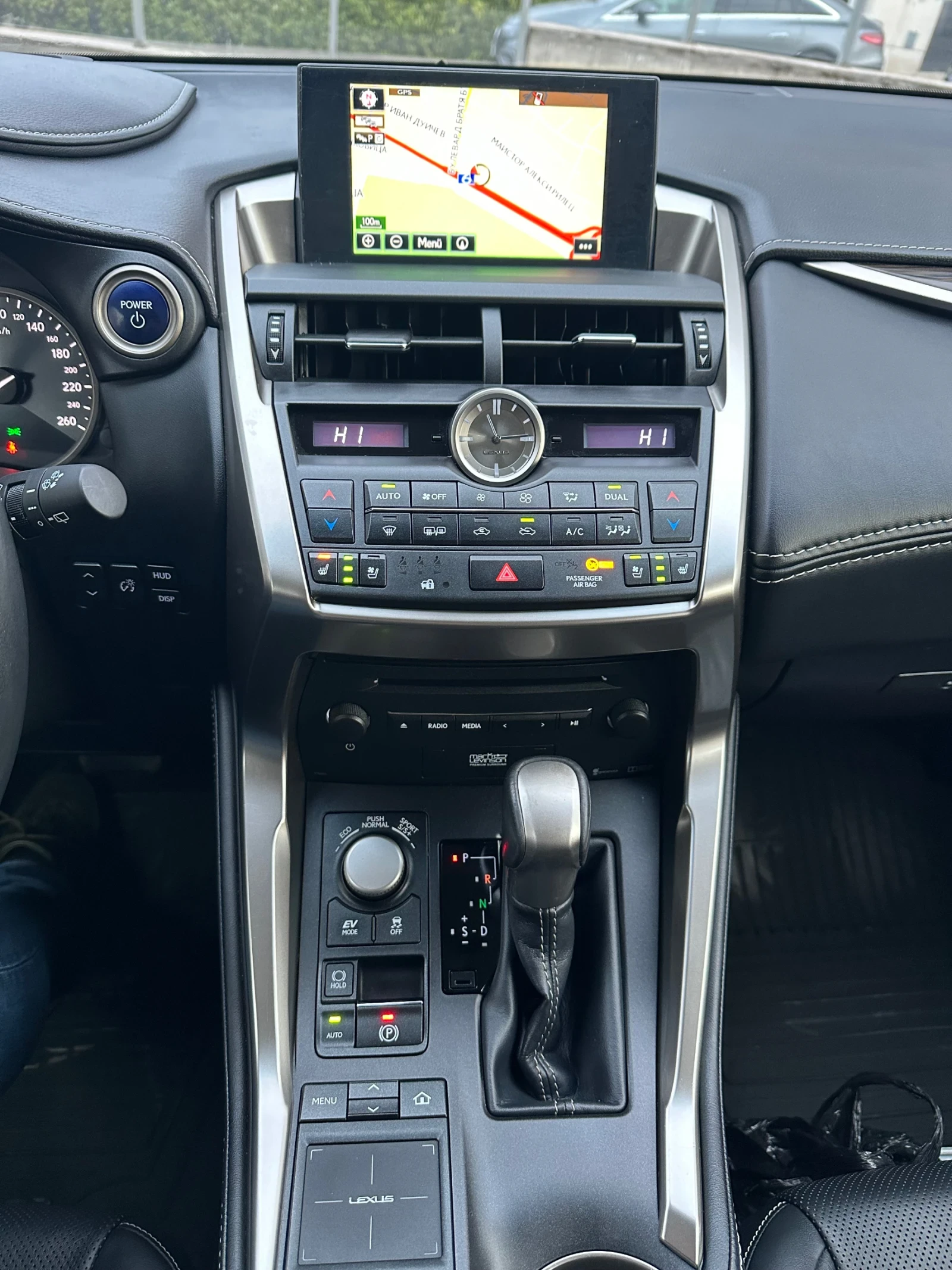 Lexus NX 300h ШВЕЙЦАРИЯ 89000хил  EXCELLENCE, снимка 14 - Автомобили и джипове - 53954552