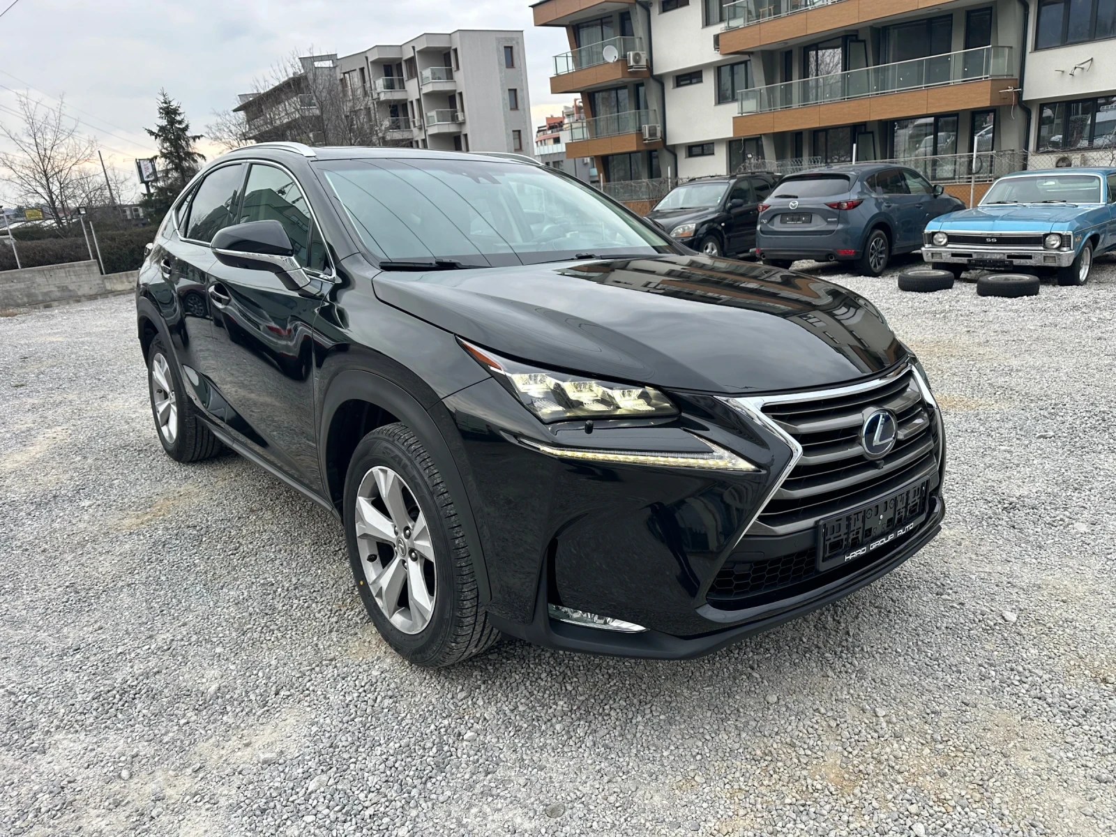 Lexus NX 300h ШВЕЙЦАРИЯ 89000хил  EXCELLENCE, снимка 3 - Автомобили и джипове - 53954552