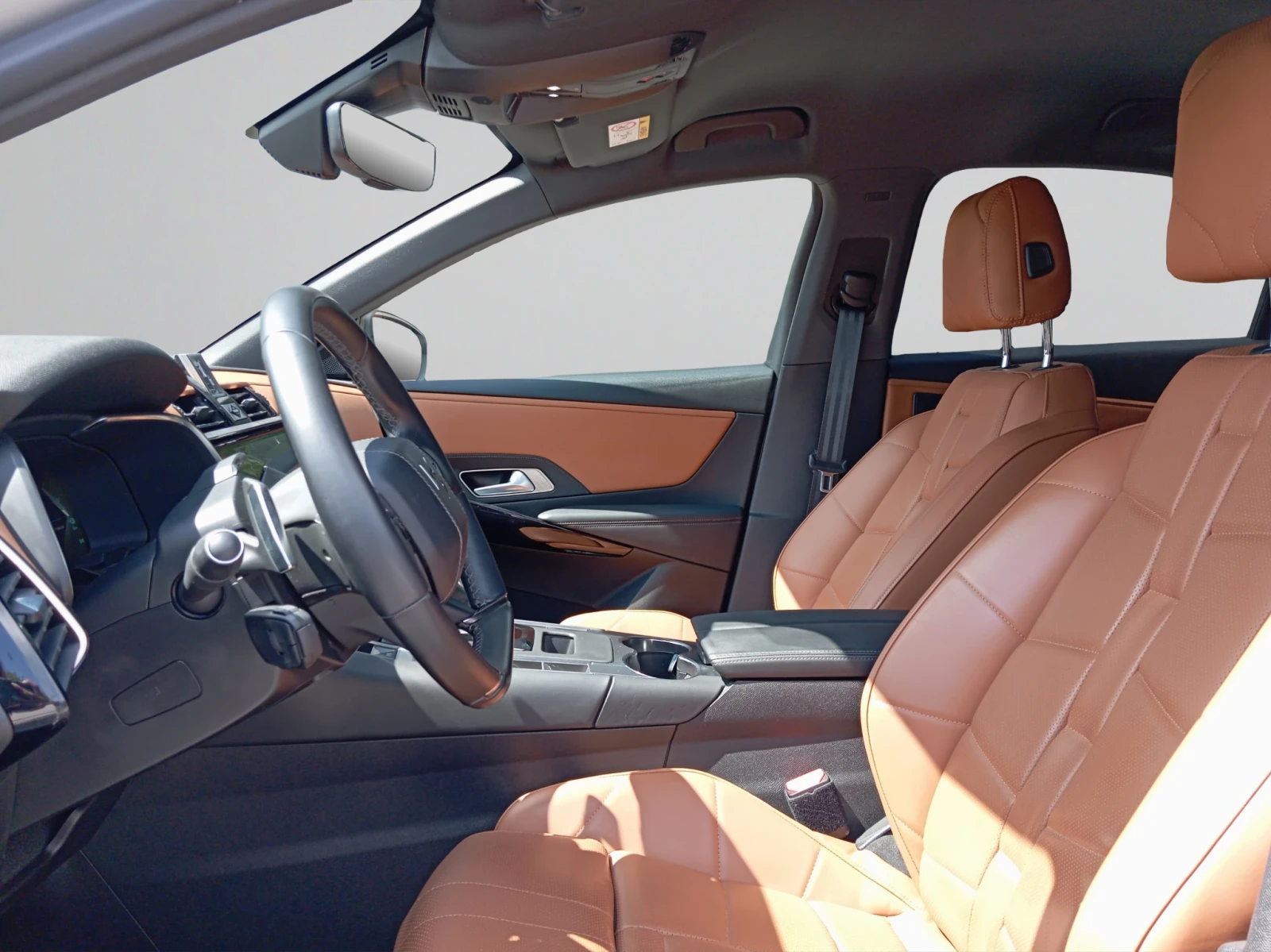 DS DS 7 Crossback RIVOLI E-TENSE 4X4, снимка 11 - Автомобили и джипове - 54292954