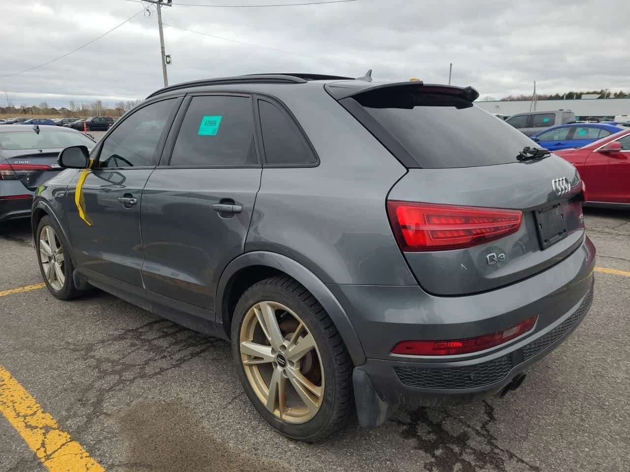 Audi Q3 S LINE/TECHNIK/CARFAX/ПОДГРЕВ/ПАМЕТ, снимка 4 - Автомобили и джипове - 54372986
