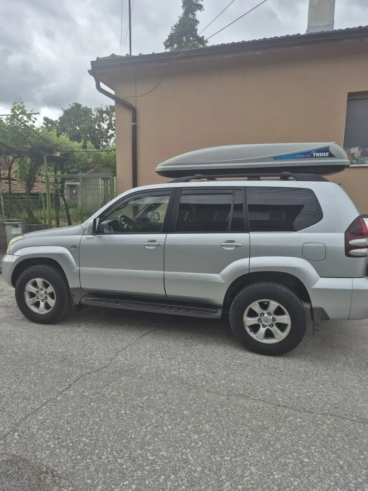 Toyota Land cruiser 120, снимка 1 - Автомобили и джипове - 54809260