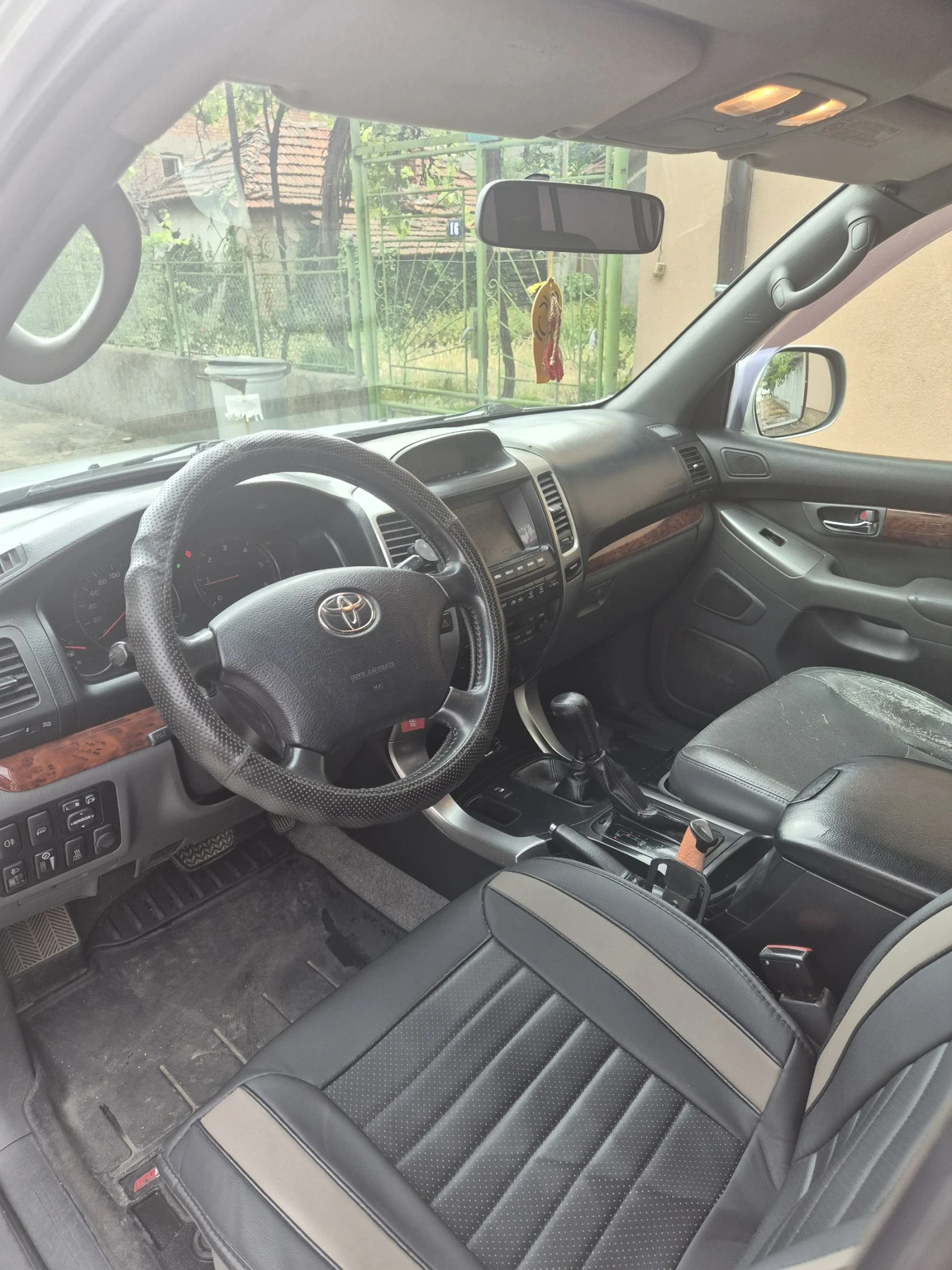 Toyota Land cruiser 120, снимка 12 - Автомобили и джипове - 54809260