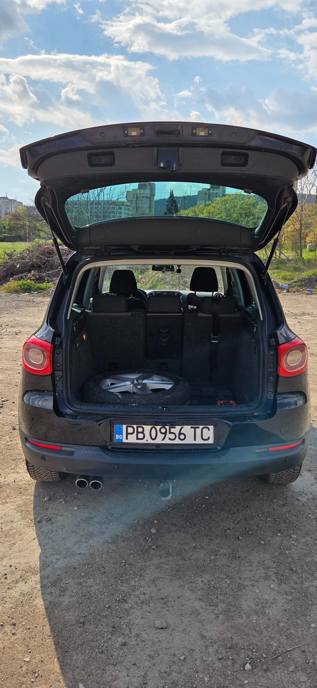 VW Tiguan 4Motion, снимка 10 - Автомобили и джипове - 54875033