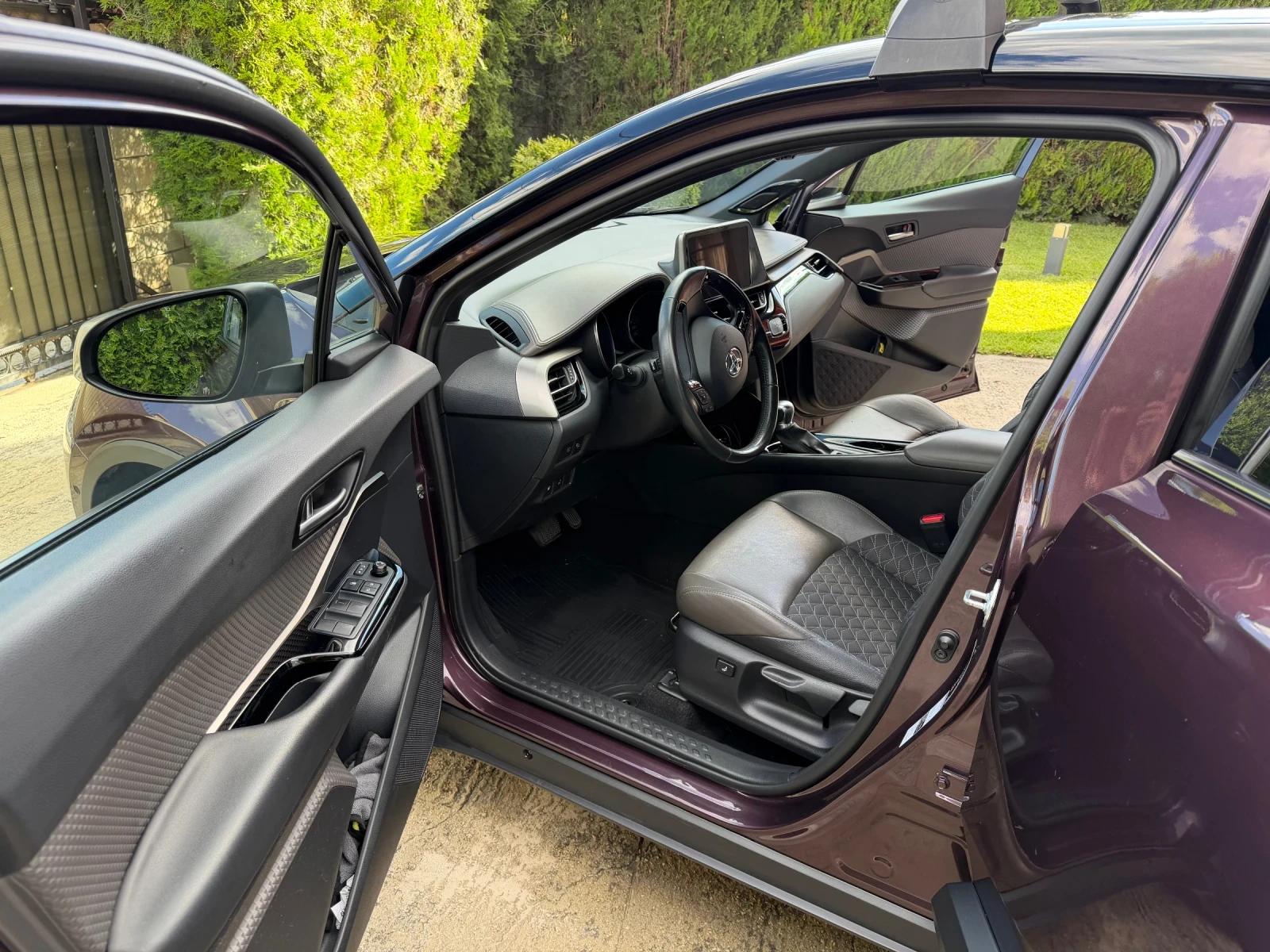 Toyota C-HR, снимка 14 - Автомобили и джипове - 54904713
