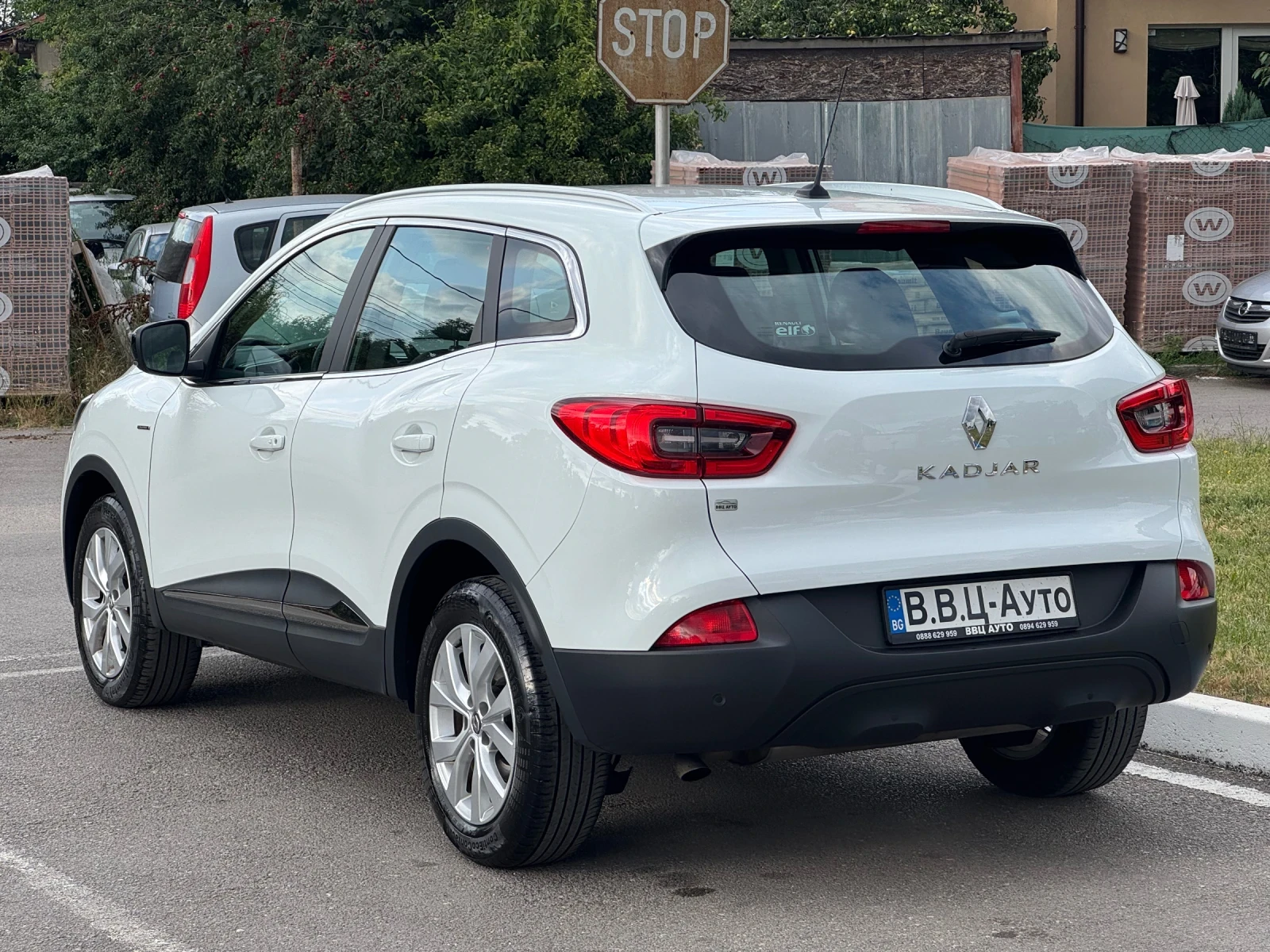 Renault Kadjar 1.3 TCe 140кс. LIMITED * * * 4-Цилиндров двигател*, снимка 5 - Автомобили и джипове - 55183351