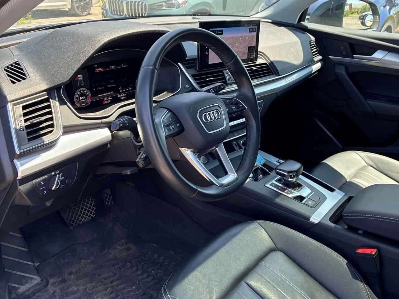 Audi Q5  Progressiv / DISTRONIC / LED / CAMERA / CARFAX , снимка 5 - Автомобили и джипове - 55623156