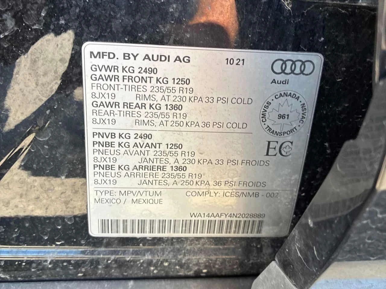 Audi Q5  Progressiv / DISTRONIC / LED / CAMERA / CARFAX , снимка 10 - Автомобили и джипове - 55623156