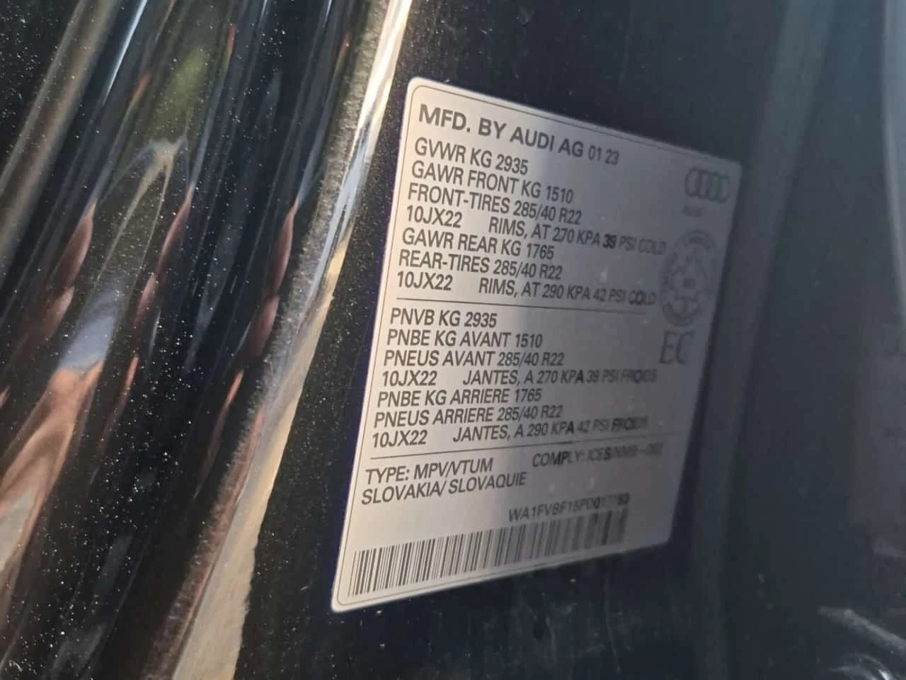 Audi Q8 * 55 Tfsi Quattro Technik * CARFAX * , снимка 16 - Автомобили и джипове - 56625561