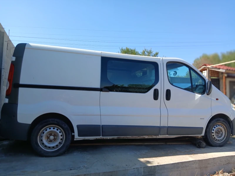 Opel Vivaro, снимка 2 - Бусове и автобуси - 47457007