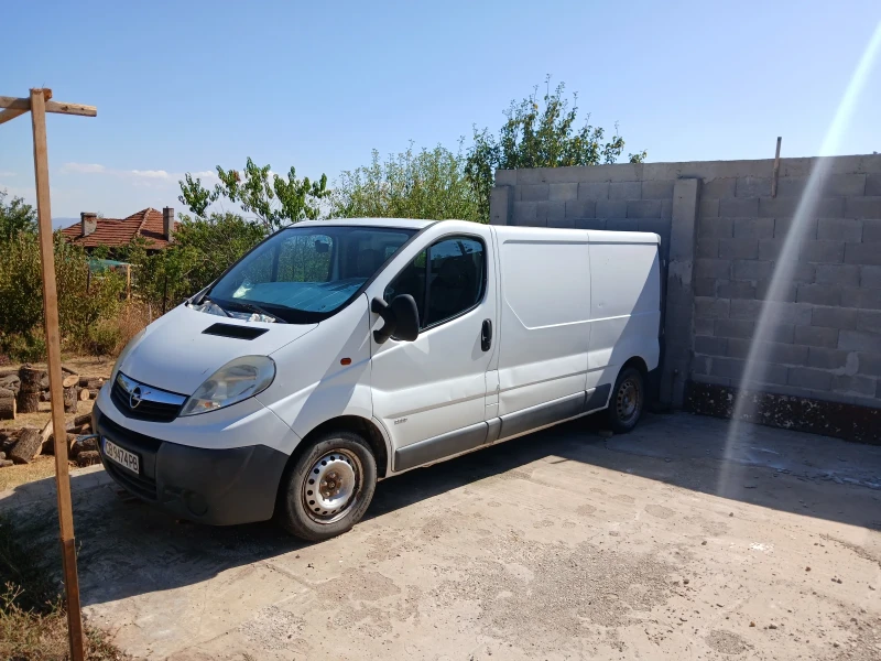 Opel Vivaro, снимка 1 - Бусове и автобуси - 47457007