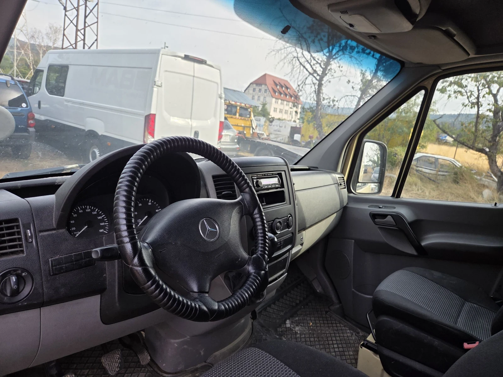 Mercedes-Benz Sprinter 313 2.2D/130hp | Товарен | 2 места - изображение 9