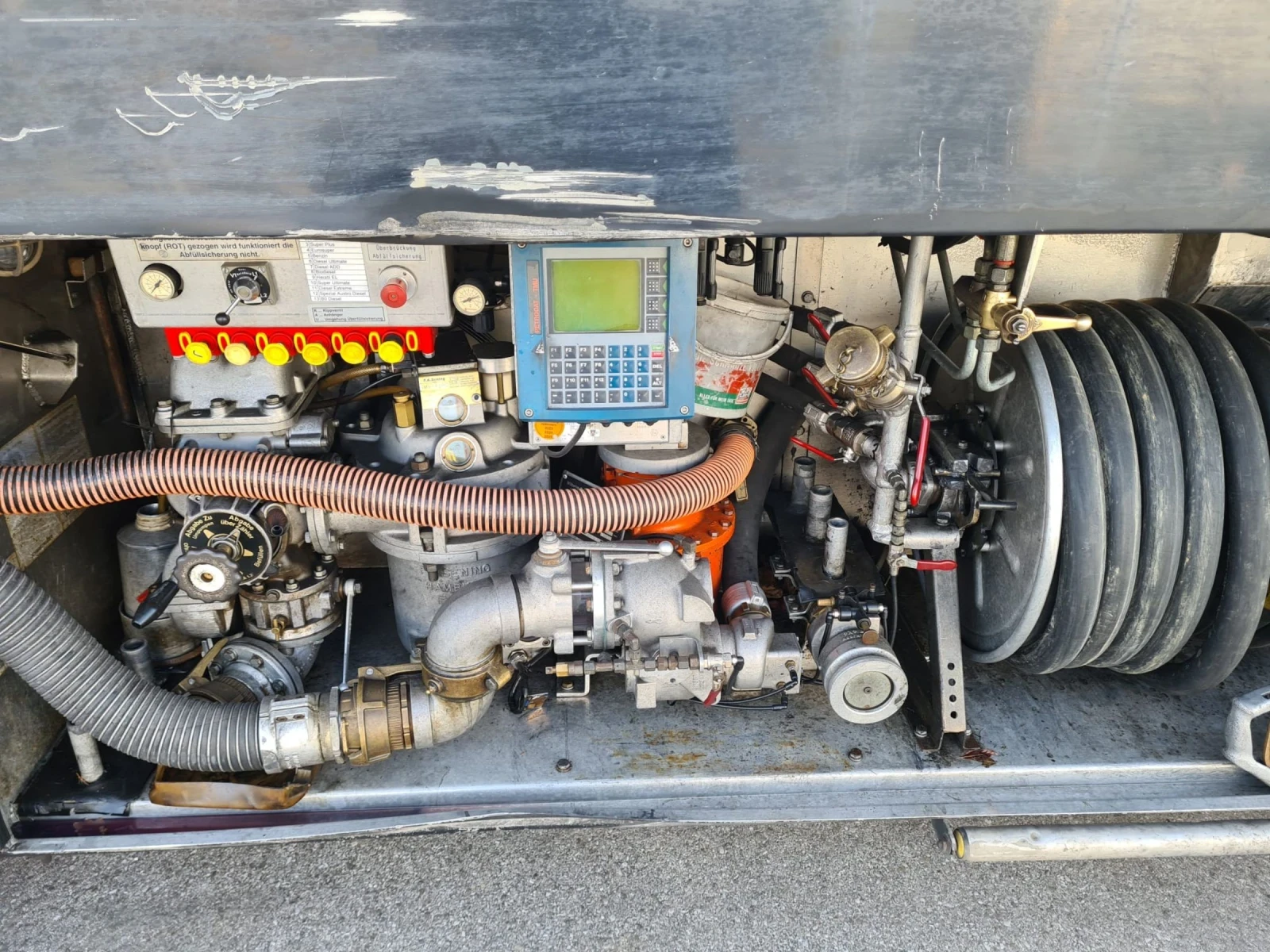 Man Tgs 26 440 EURO 5 EEV6X2 ADR  ДИЗЕЛ БЕНЗИН 20 880 ЛИТР - изображение 6