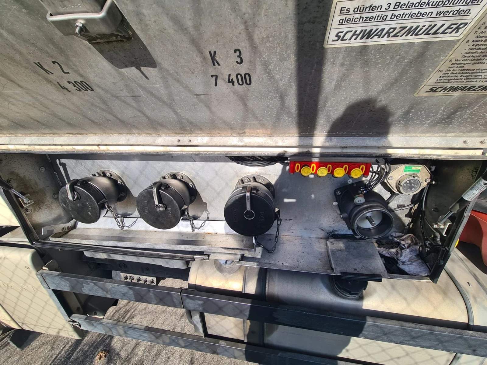 Man Tgs 26 440 EURO 5 EEV6X2 ADR  ДИЗЕЛ БЕНЗИН 20 880 ЛИТР - изображение 10