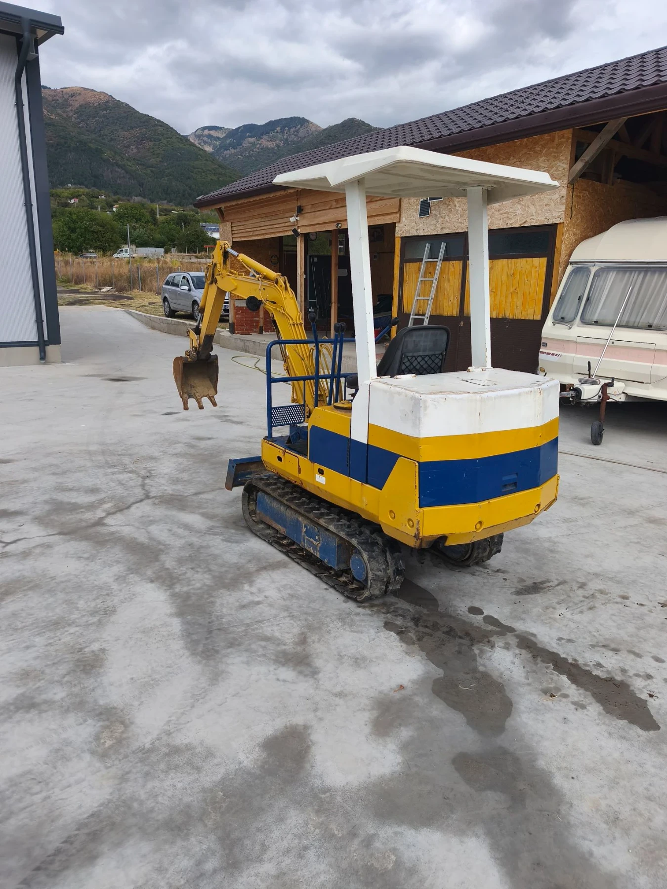 Багер Komatsu PC05-5357, снимка 6 - Индустриална техника - 56275732