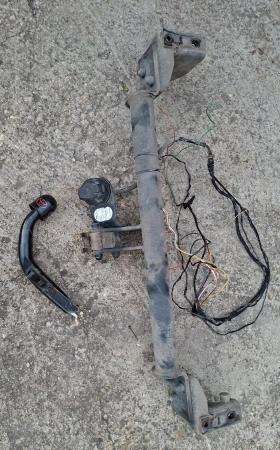 Теглич за Toyota Rav4 , 2000-2006 год., снимка 3