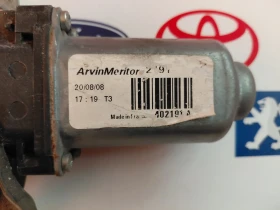 402191A Моторче за стъкло / задно ляво  Nissan Qashqai J10  402191 A, снимка 3