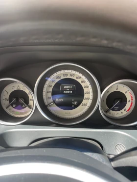 Mercedes-Benz E 220 W212 BlueTEC Avantgarde 9G-Tronic, снимка 10