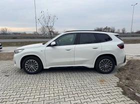 BMW iX1 eDrive20, снимка 3