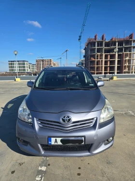 Обява за продажба на Toyota Verso 2.0 D4D ~8 500 лв. - изображение 1