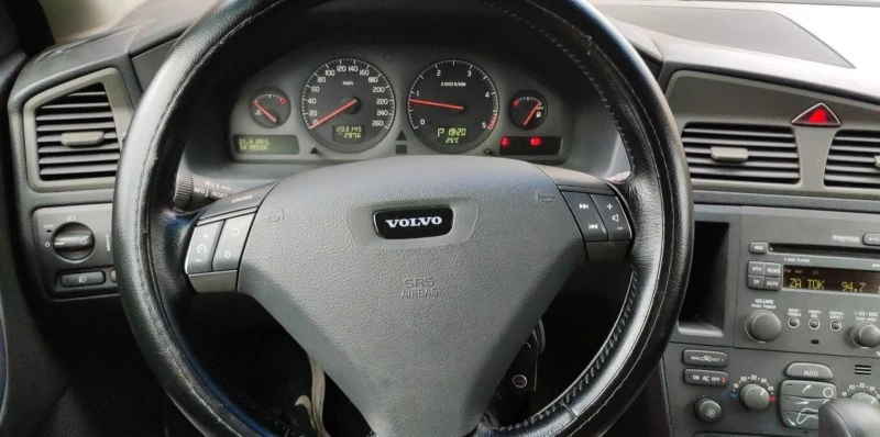 Volvo S60 2.4 D5, снимка 6 - Автомобили и джипове - 46708175