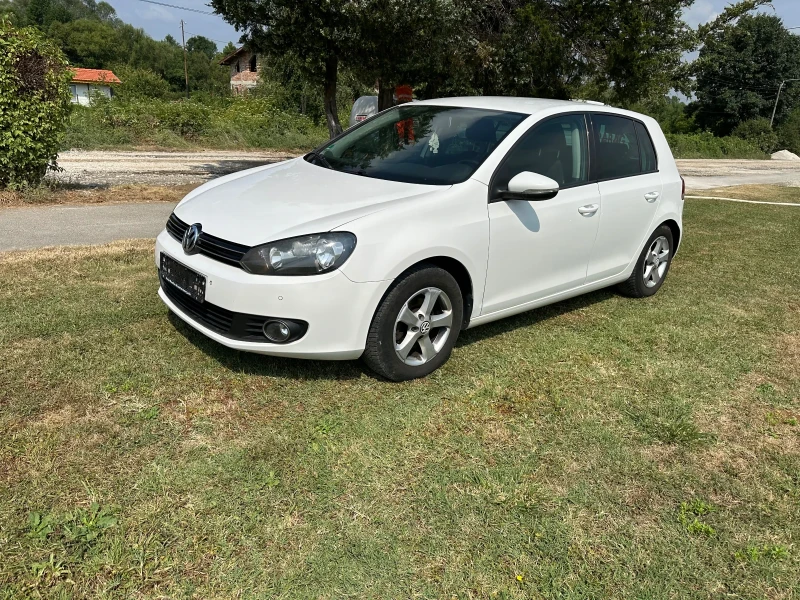 VW Golf 1.6 I Газ-бензин, снимка 2 - Автомобили и джипове - 47396703