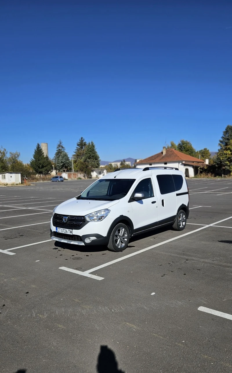 Dacia Dokker 1.5 dCi Stepway , снимка 1 - Автомобили и джипове - 47726689