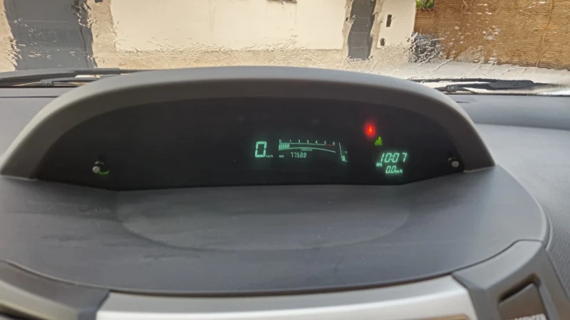 Toyota Yaris 1.4* D4D* 77 000km!!!, снимка 13 - Автомобили и джипове - 48415619