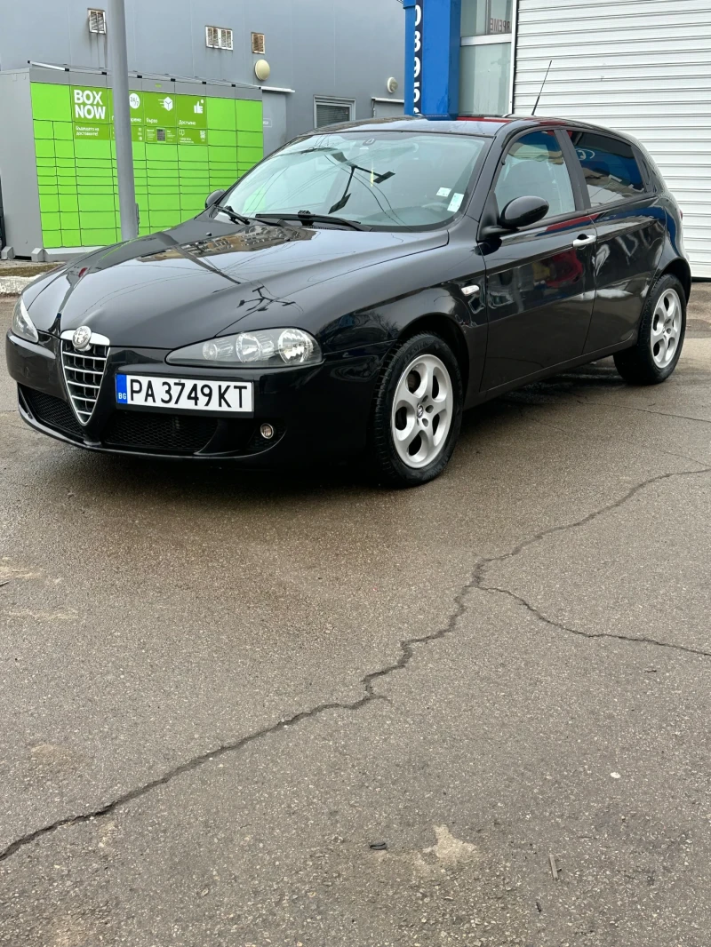 Alfa Romeo 147 1.6 twinspark, снимка 1 - Автомобили и джипове - 48730144