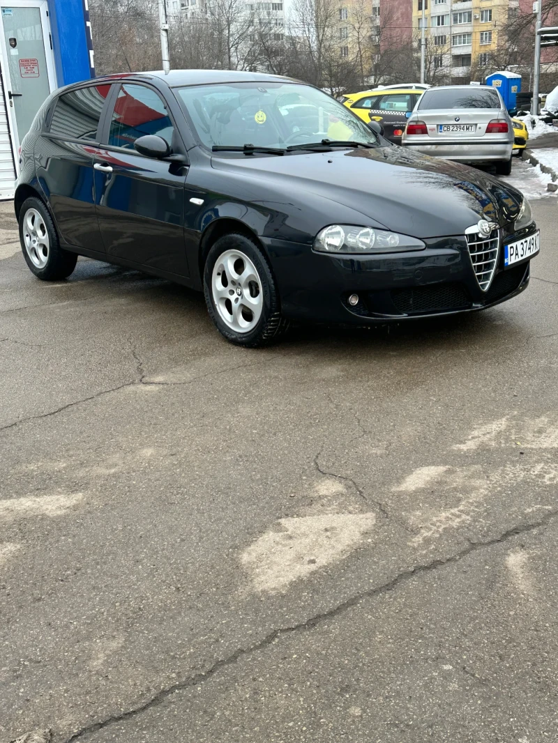 Alfa Romeo 147 1.6 twinspark, снимка 2 - Автомобили и джипове - 48730144