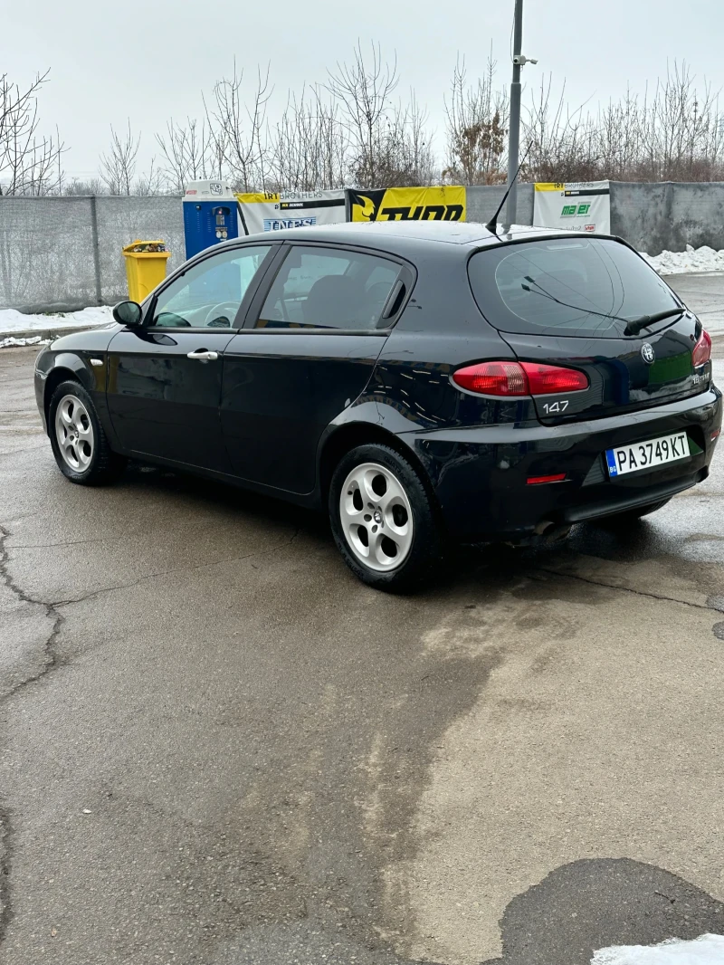 Alfa Romeo 147 1.6 twinspark, снимка 4 - Автомобили и джипове - 48730144