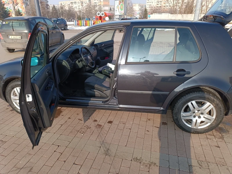 VW Golf 1.9TDI, снимка 16 - Автомобили и джипове - 48740636