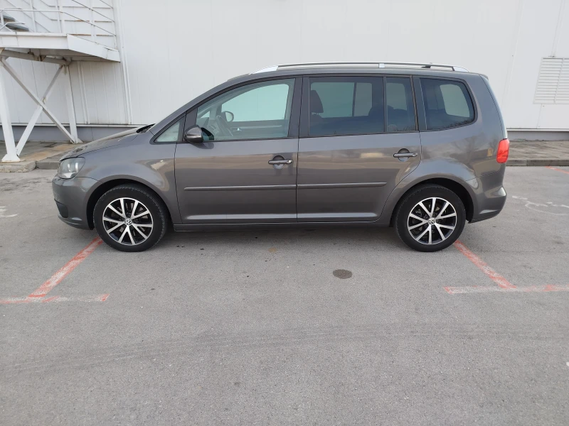 VW Touran 2.0TDI-DSG-NAVI, снимка 3 - Автомобили и джипове - 49113717