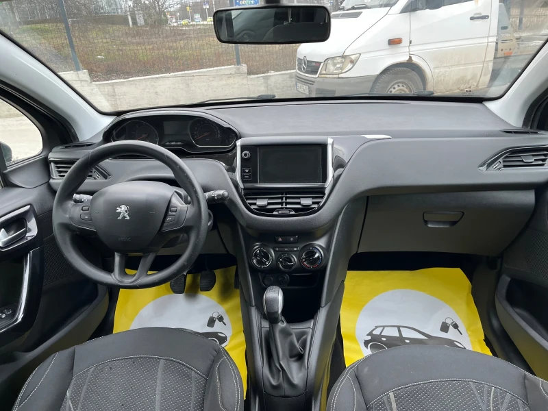 Peugeot 208 1.4hdi, снимка 10 - Автомобили и джипове - 49453278