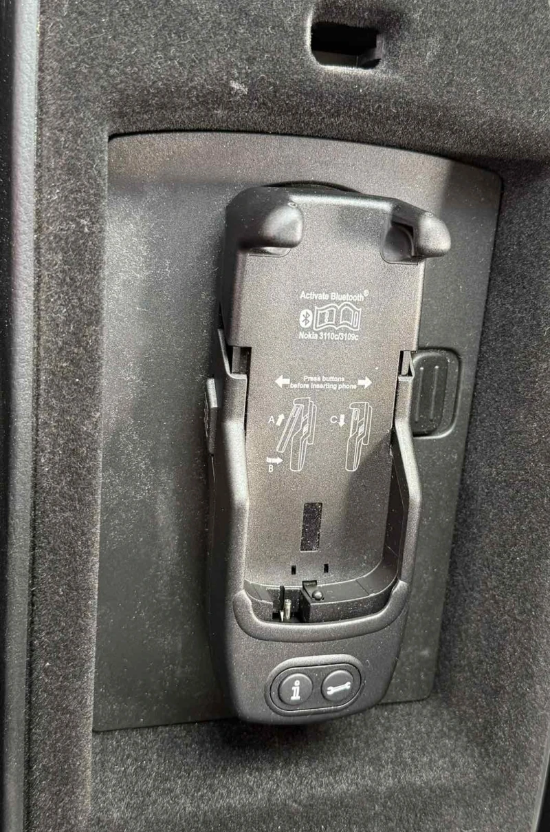 VW Passat, снимка 17 - Автомобили и джипове - 51446944