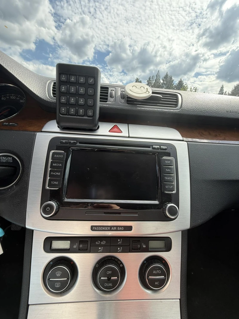 VW Passat, снимка 8 - Автомобили и джипове - 51446944