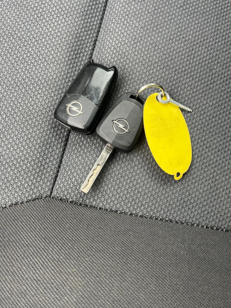 Opel Zafira 1.9D, 120ck.6 скорости, ЛИЗИНГ, снимка 15 - Автомобили и джипове - 50413234