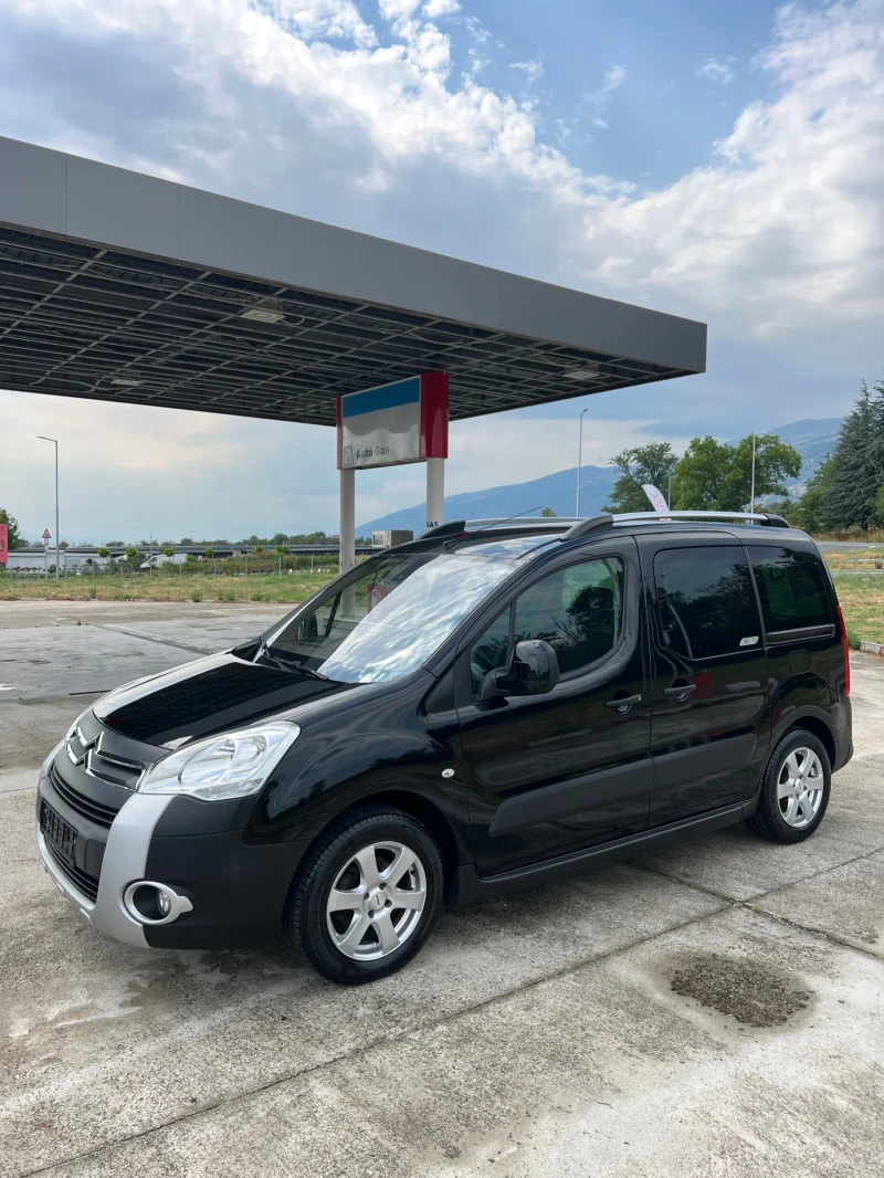 Citroen Berlingo 1.6VTi 120кс XTR пакет, Климатроник, Серв. Книжка!, снимка 3 - Автомобили и джипове - 52248392