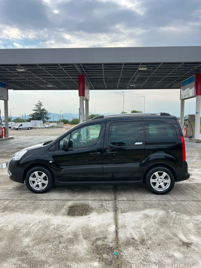 Citroen Berlingo 1.6VTi 120кс XTR пакет, Климатроник, Серв. Книжка!, снимка 4 - Автомобили и джипове - 52248392