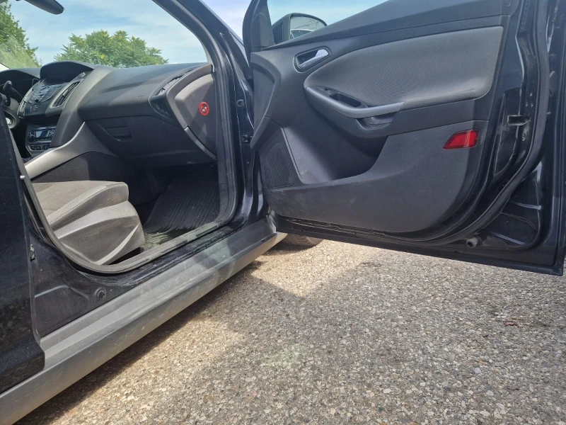 Ford Focus 1.6 Дизел, снимка 11 - Автомобили и джипове - 51898852