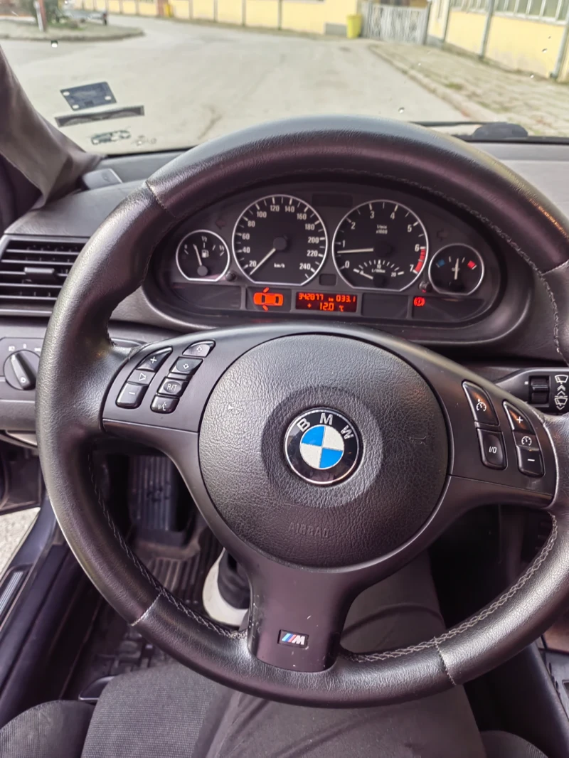 BMW 330, снимка 4 - Автомобили и джипове - 52478247