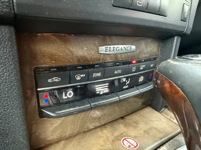 Mercedes-Benz E 220 Кожа* Нави* LED* Теглич , снимка 10 - Автомобили и джипове - 52553758