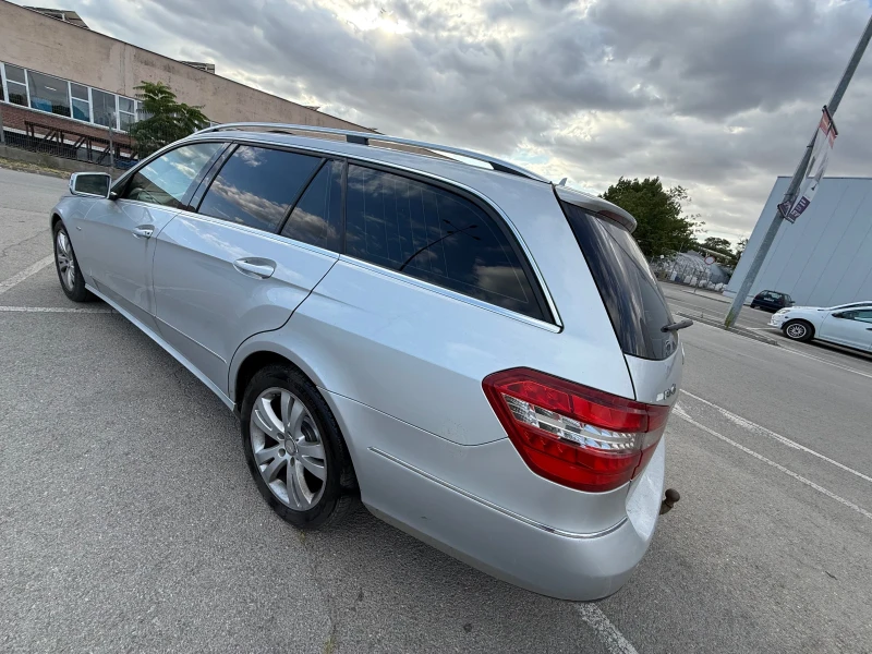 Mercedes-Benz E 350 4x4* Distronik* 3.0CDI* 7G* , снимка 7 - Автомобили и джипове - 52553758