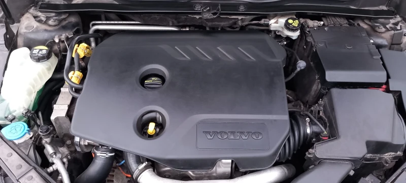 Volvo V40 D2, снимка 7 - Автомобили и джипове - 52979516