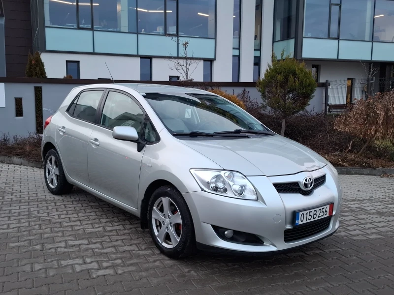 Toyota Auris 1.4D4D* (90кс)* * FACELIFT* * NAVI* НОВ ВНОС* * , снимка 8 - Автомобили и джипове - 53192568